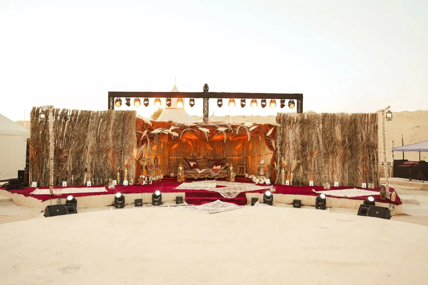 Weddings - Sparkling Sandset luxury desert camp Abu Dhabi